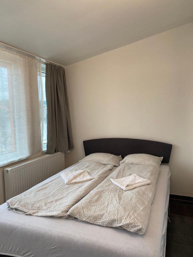 פראג 3 Apartments In 1 Location מראה חיצוני תמונה