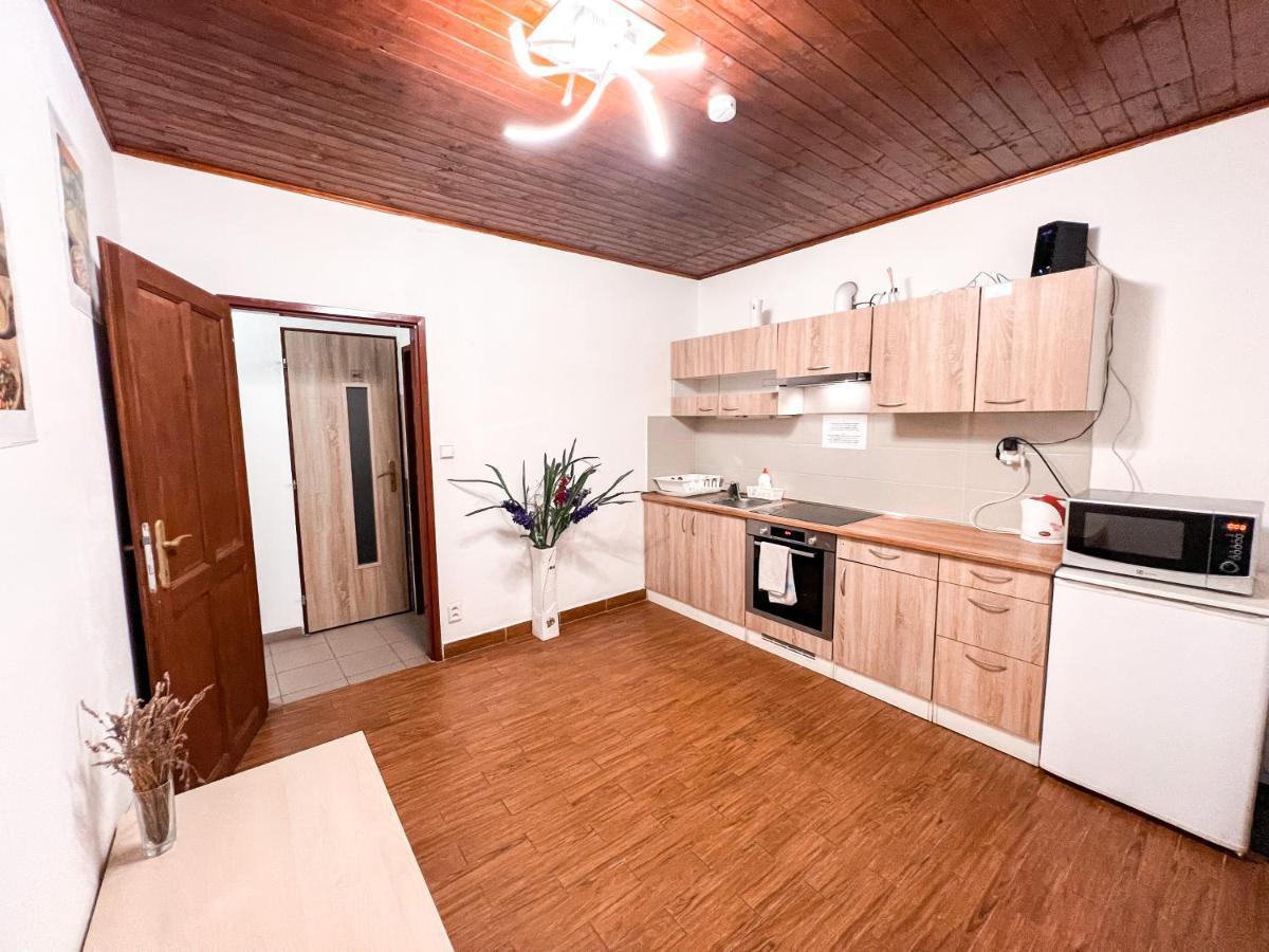 פראג 3 Apartments In 1 Location מראה חיצוני תמונה