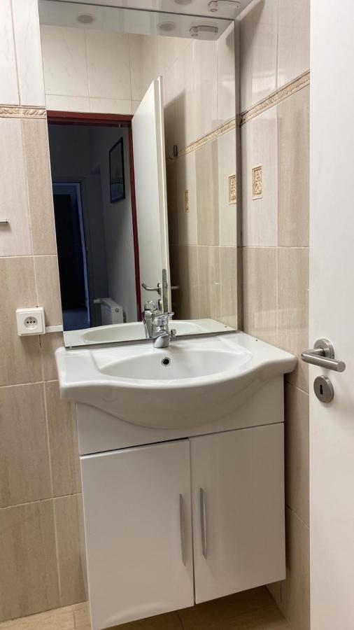 פראג 3 Apartments In 1 Location מראה חיצוני תמונה